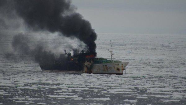 На турецком судне около порта Темрюк на Кубани произошло возгорание