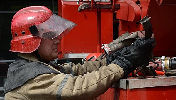 Очевидцы сообщили о возгорании на кирпичном заводе под Белгородом
