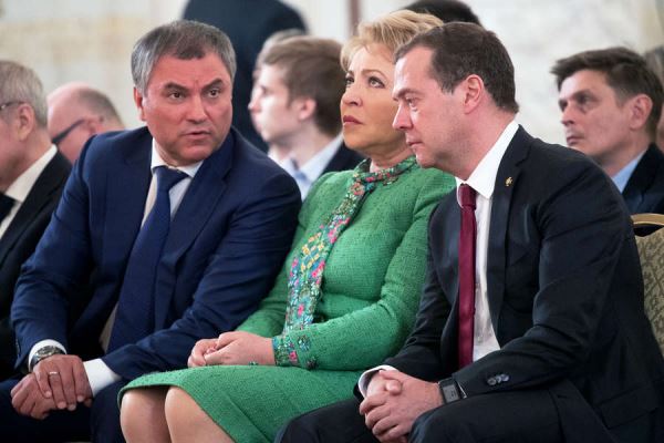 Подозрительные лица: Генпрокуратура Украины вызвала на допрос Шойгу, Матвиенко и Медведева 