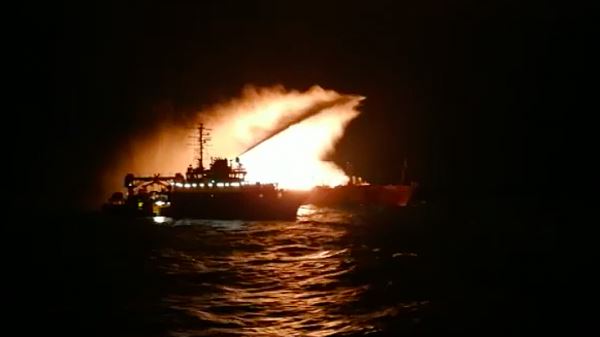 Во время пожара на турецком судне в Азовском море погиб человек