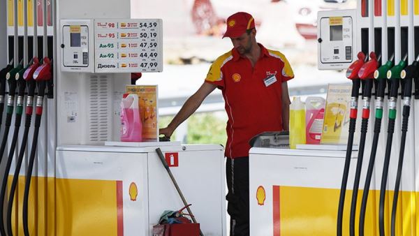 Shell начала закрывать АЗС в России<br />
